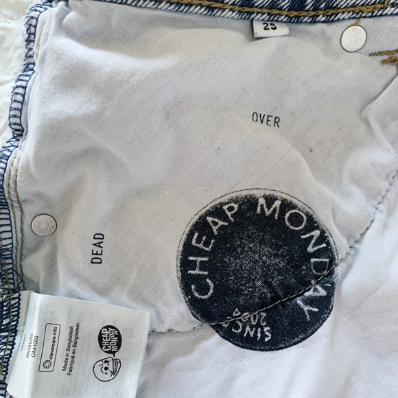Cheap Monday Jean shorts - Picture 3 of 5